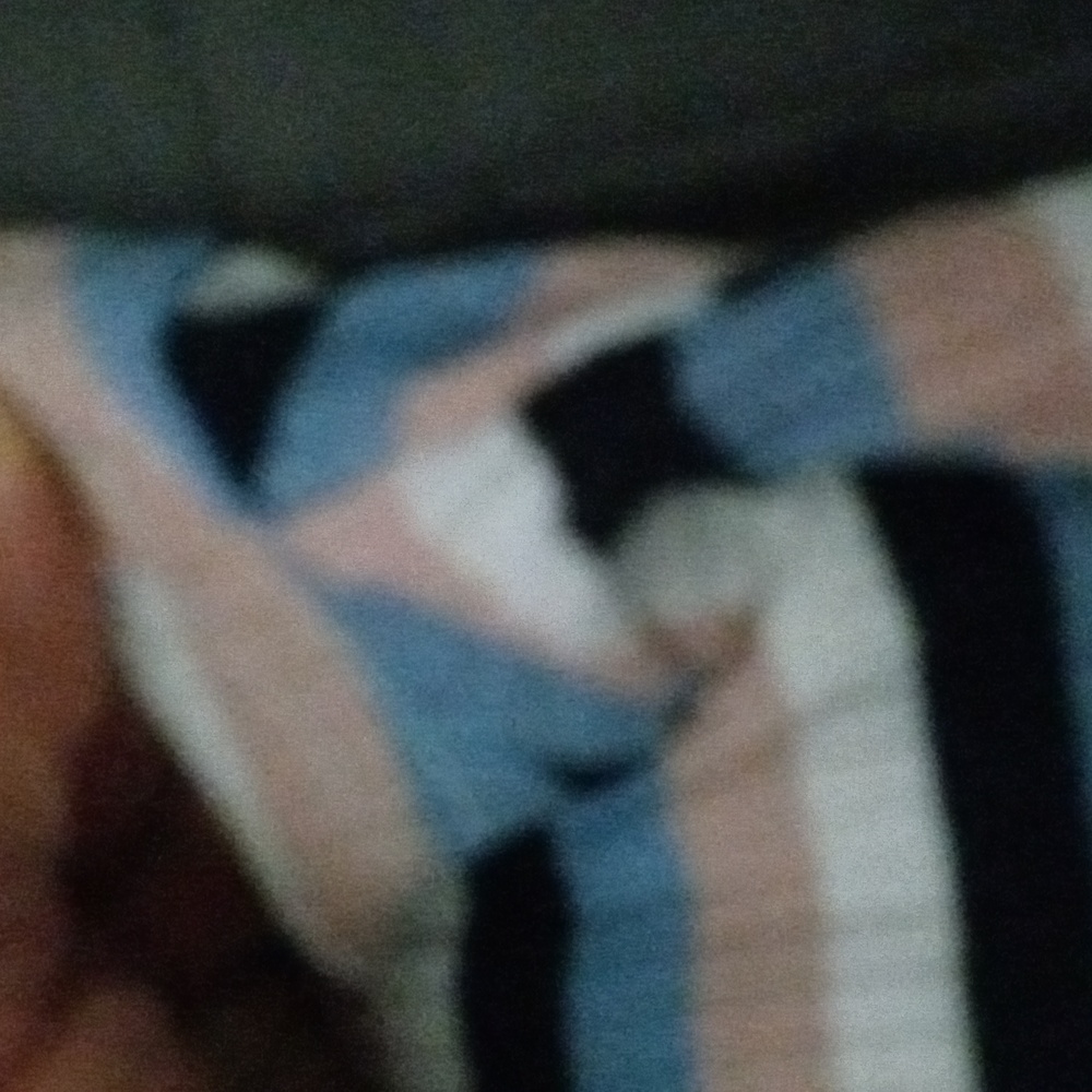 Crop Top - Picture 3 of 5